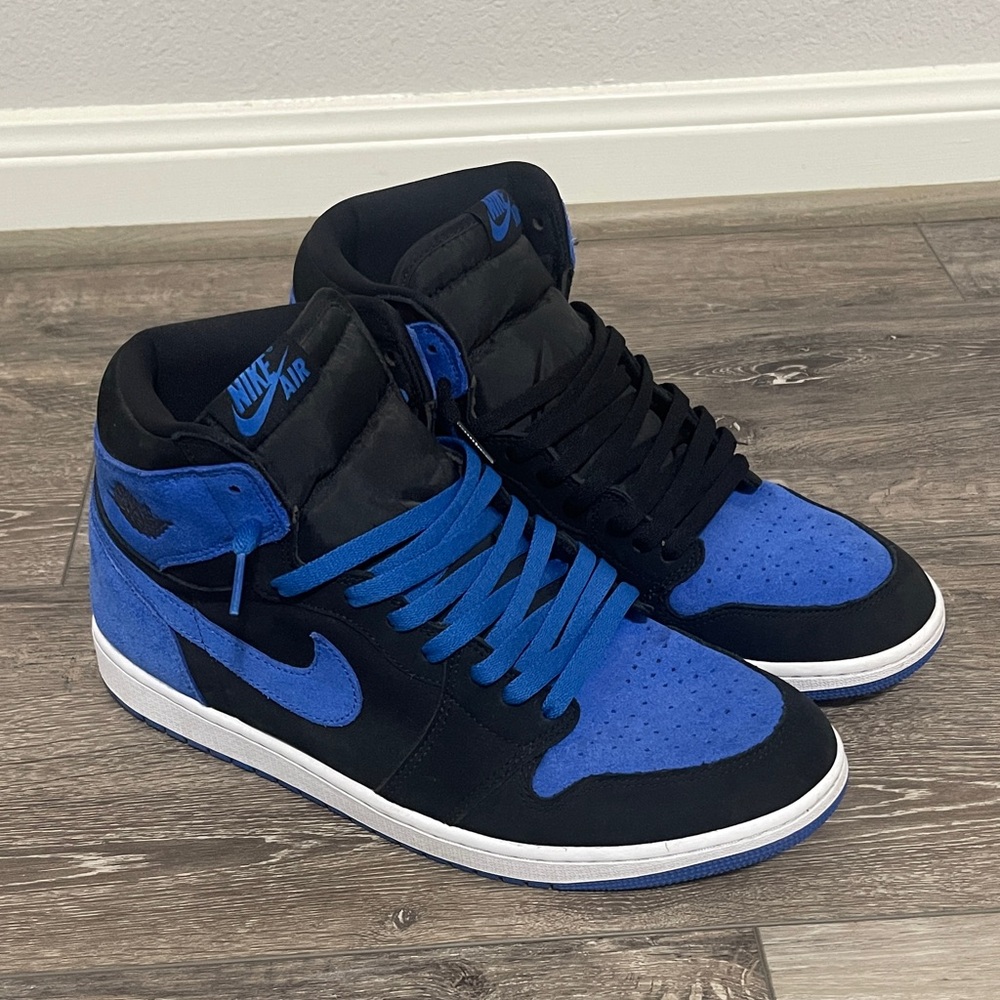 Nike Men's Black and Blue High-Top Sneakers